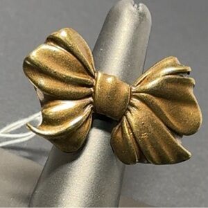 Vintage Gold Bow Ring